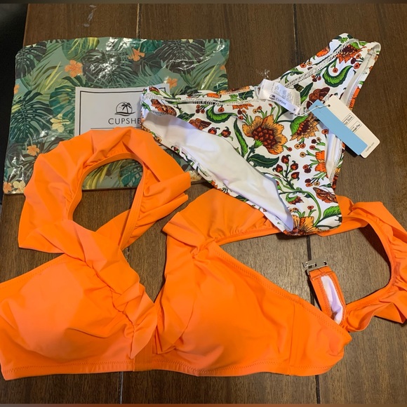 Cupshe Swimsuit - Picture 3 of 5